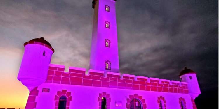 Espacioso lección Saludo Faro de La Serena se iluminará de púrpura este miércoles por el Día por la  Epilepsia - Mi Radio